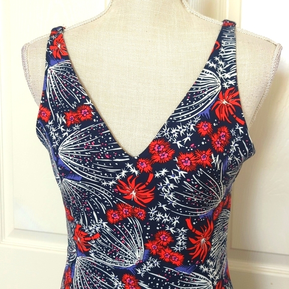 & Other Stories Shinjuku Pleated Bottom Dress - Picture 3 of 9